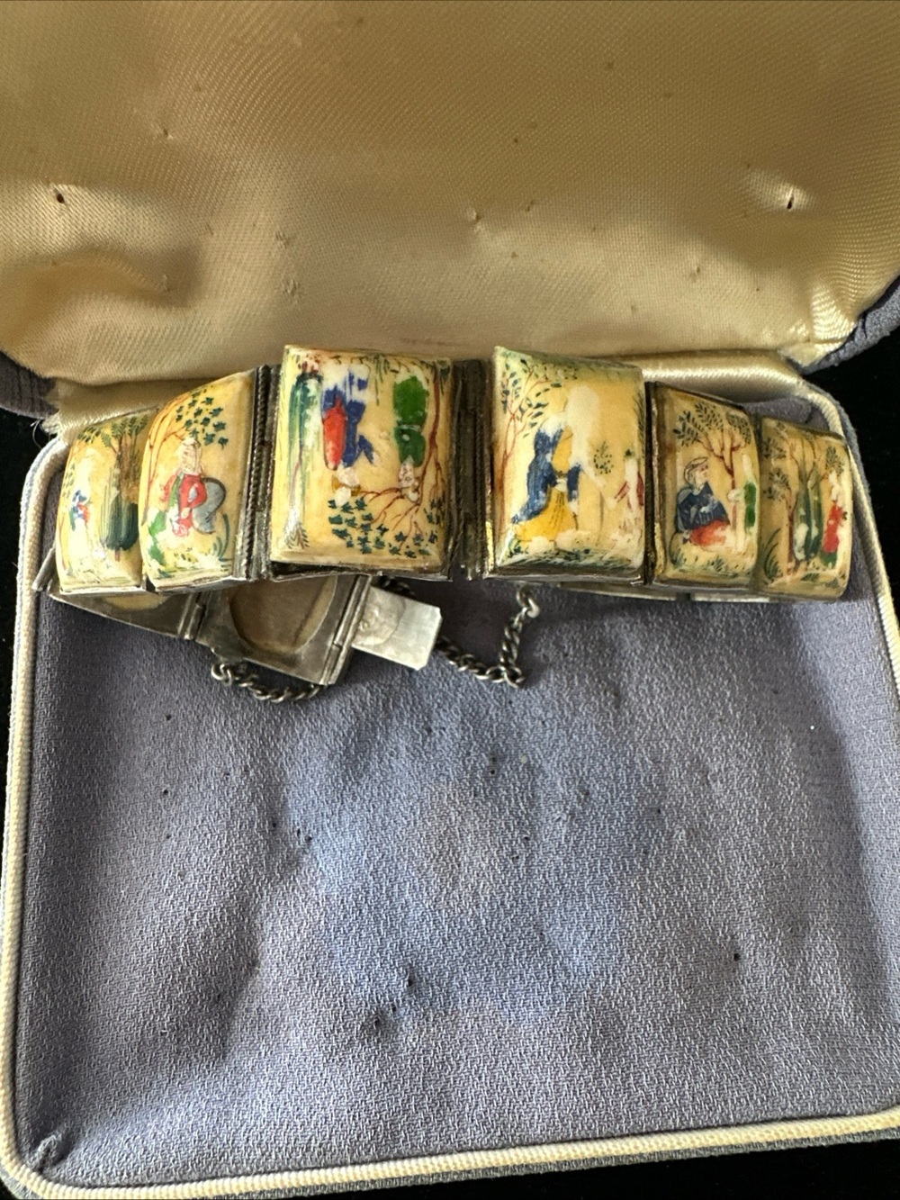 VINTAGE PERSIAN STERLING SILVER PAINTED STORY BRACELET - Picture 2 of 7